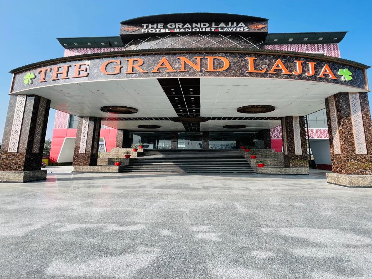 The Grand Lajja - All Staff Vaccinated Hotel Bahadrabad ภายนอก รูปภาพ